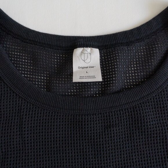 Faded Black Waffle Open Knit Sleeveless Tee - Picture 3 of 5